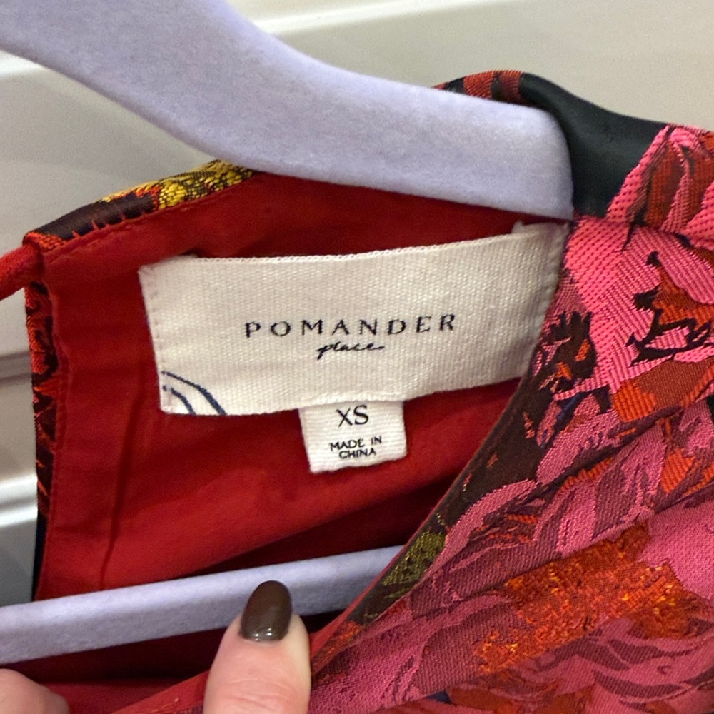 Pomander Place Floral Brocade Bubble Sleeve Blouse - Picture 2 of 2